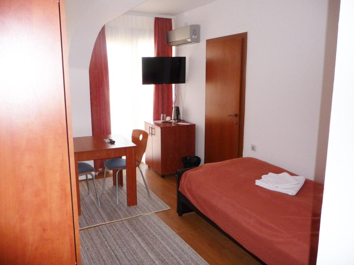 Sobe Rooms Aleksandar Ni Exterior foto